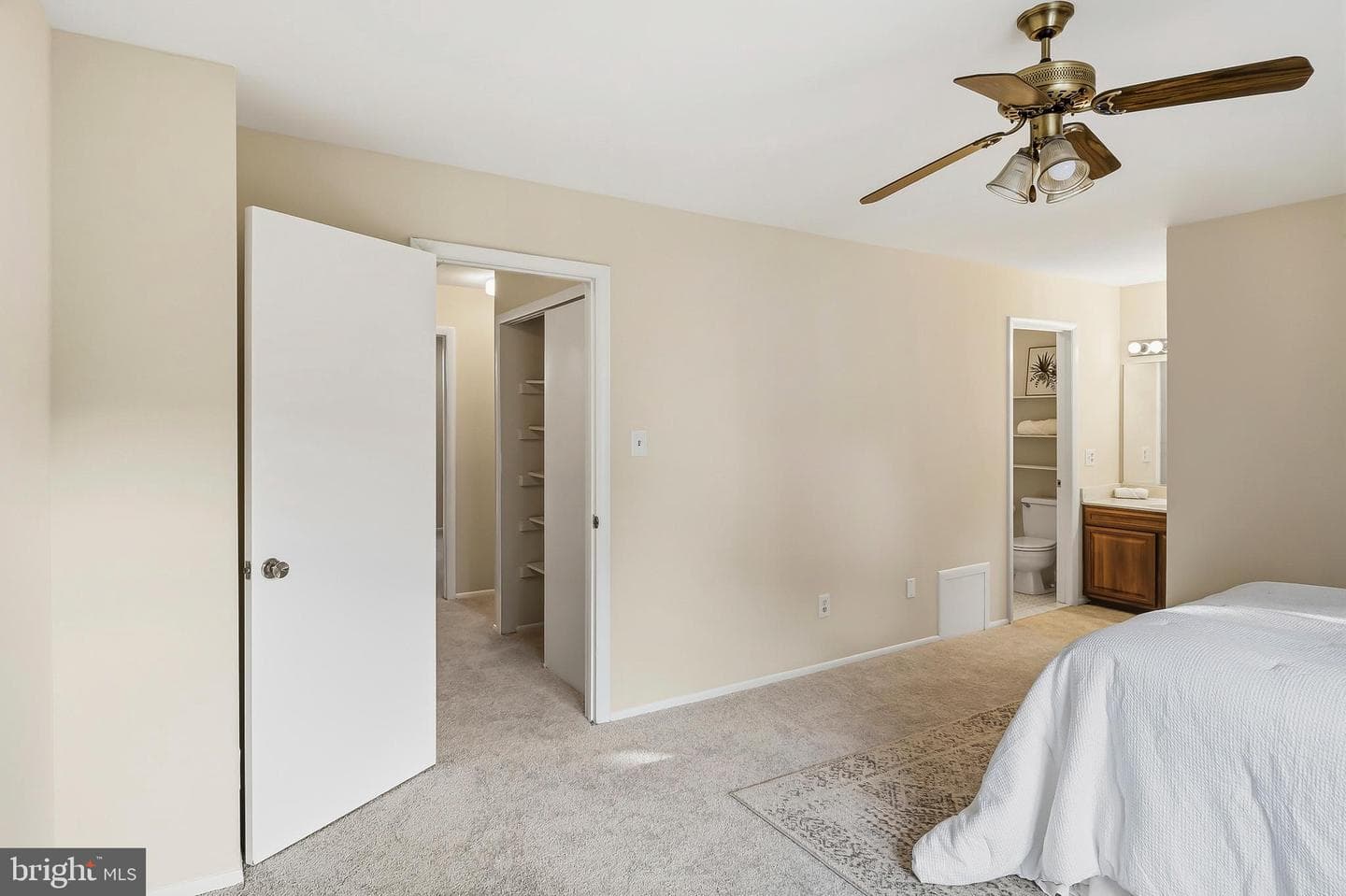 7454 Sea Change photo 19