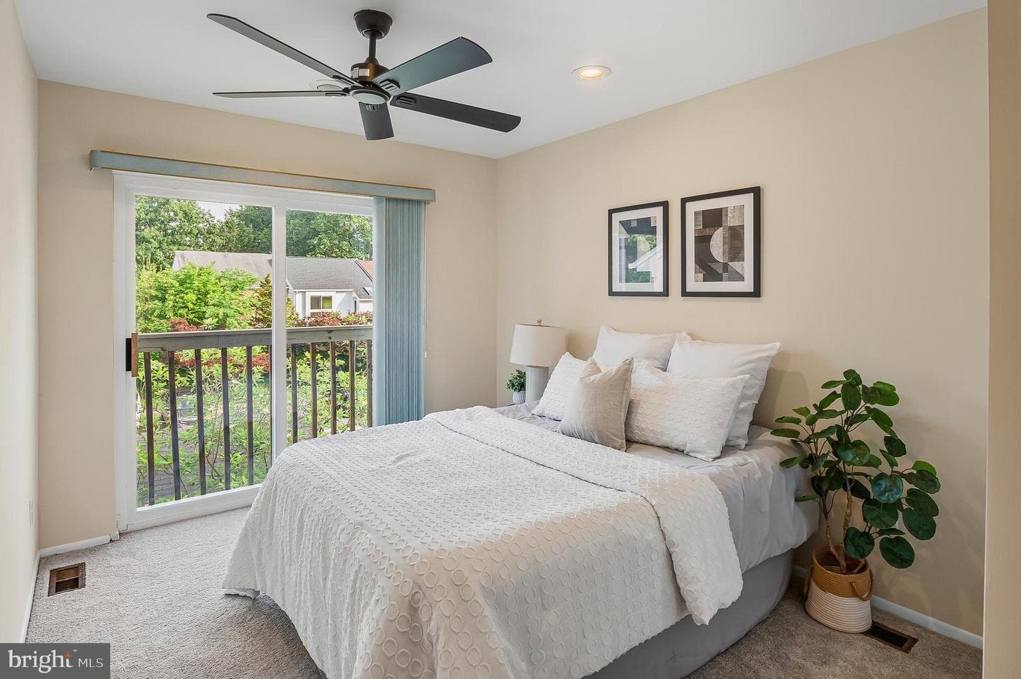 7454 Sea Change photo 23