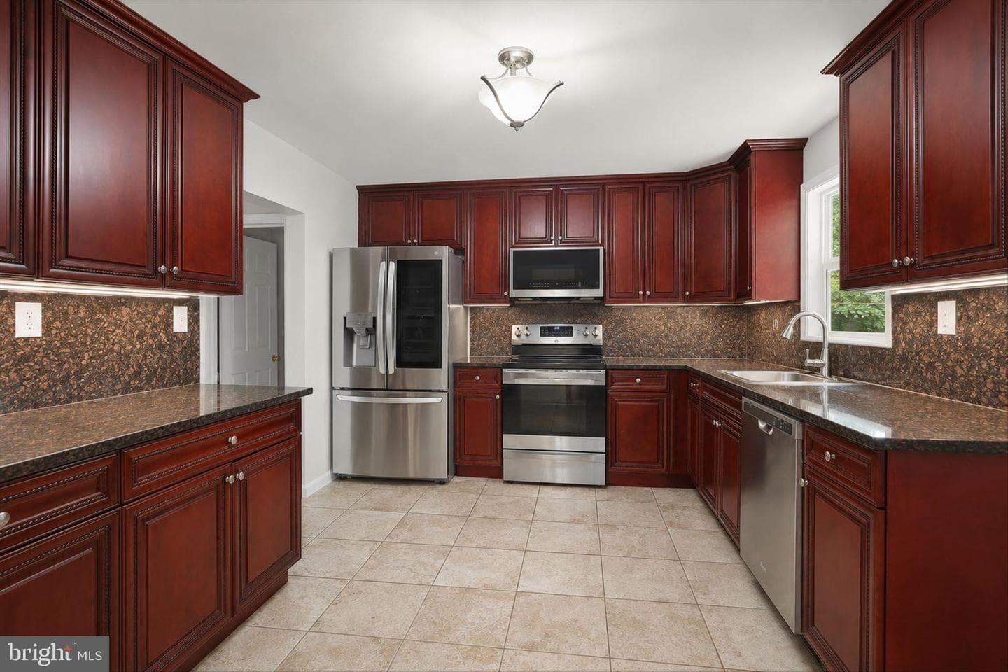 6469 Lawyers Hill Road photo 17