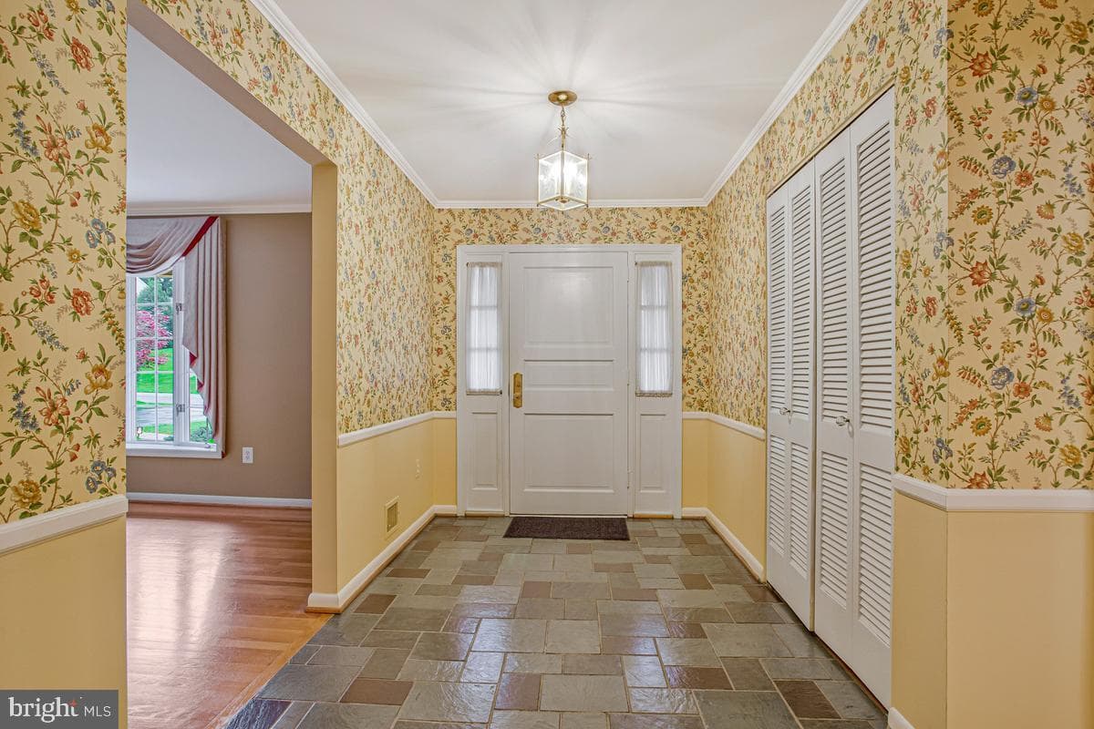 3814 Spring Meadow Drive photo 5
