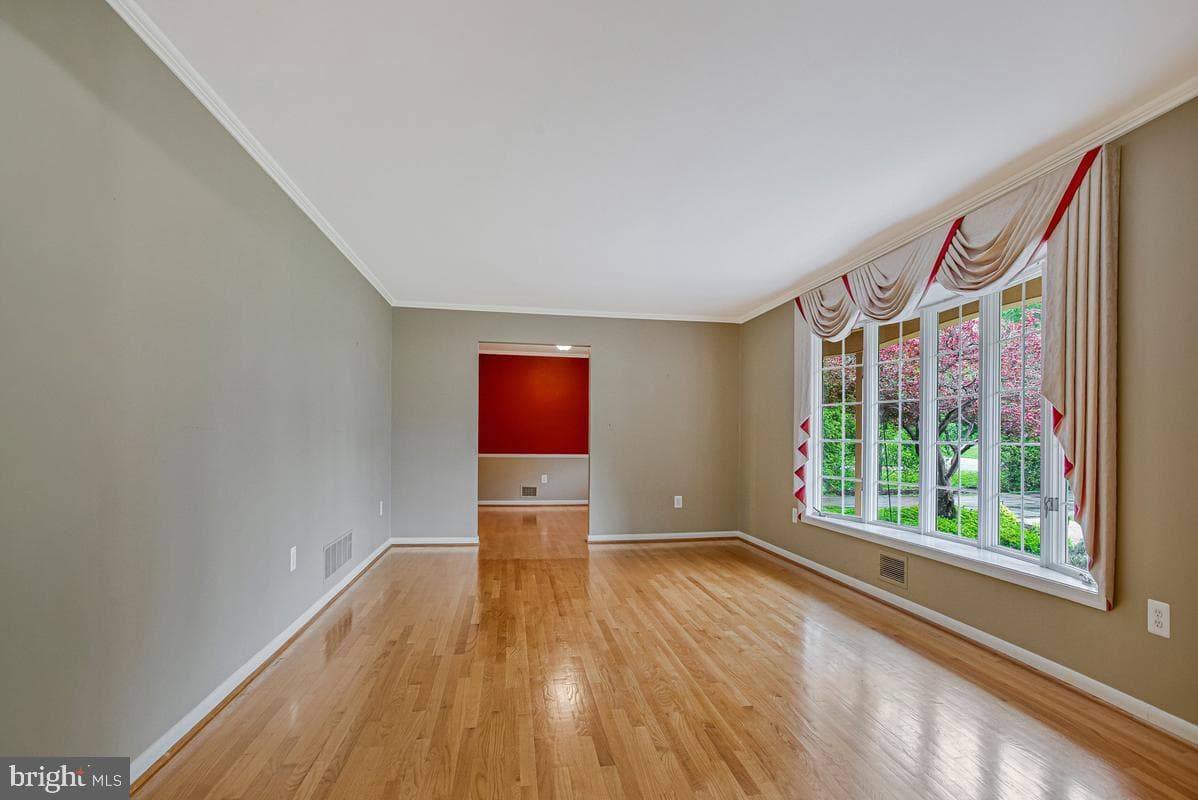 3814 Spring Meadow Drive photo 8