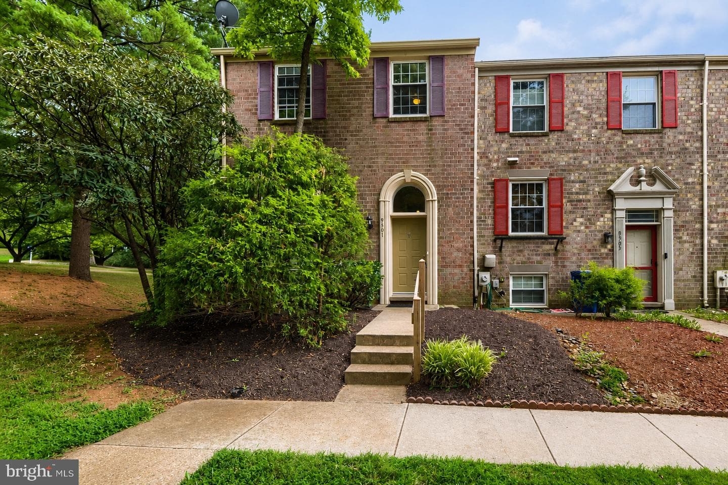 9501 Sea Shadow, Columbia