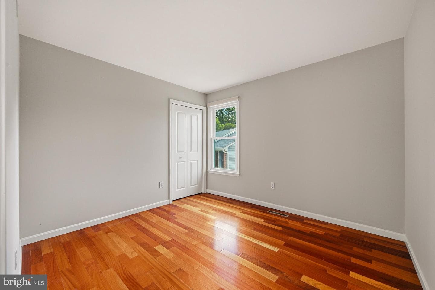 5016 Brampton Parkway photo 51
