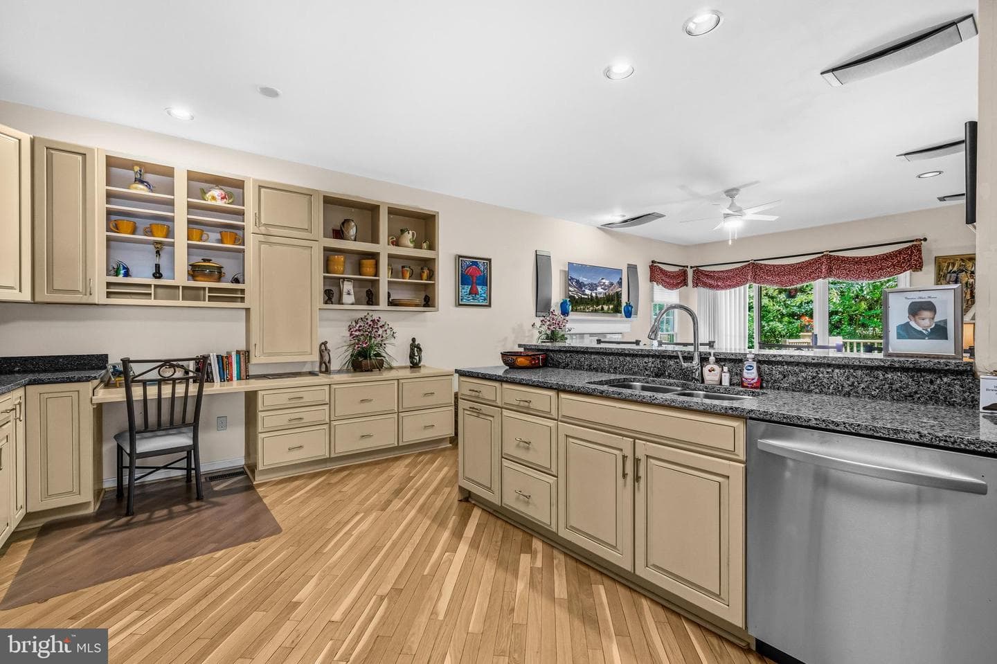 5177 Harpers Farm Road photo 10
