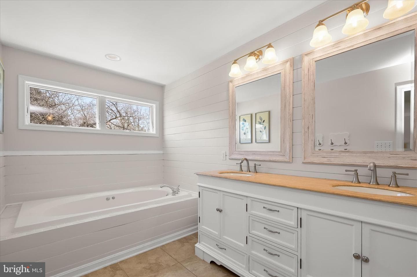 14289 Old Frederick Road photo 27
