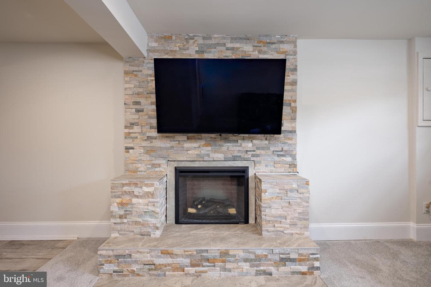5444 Wolf River Lane photo 25
