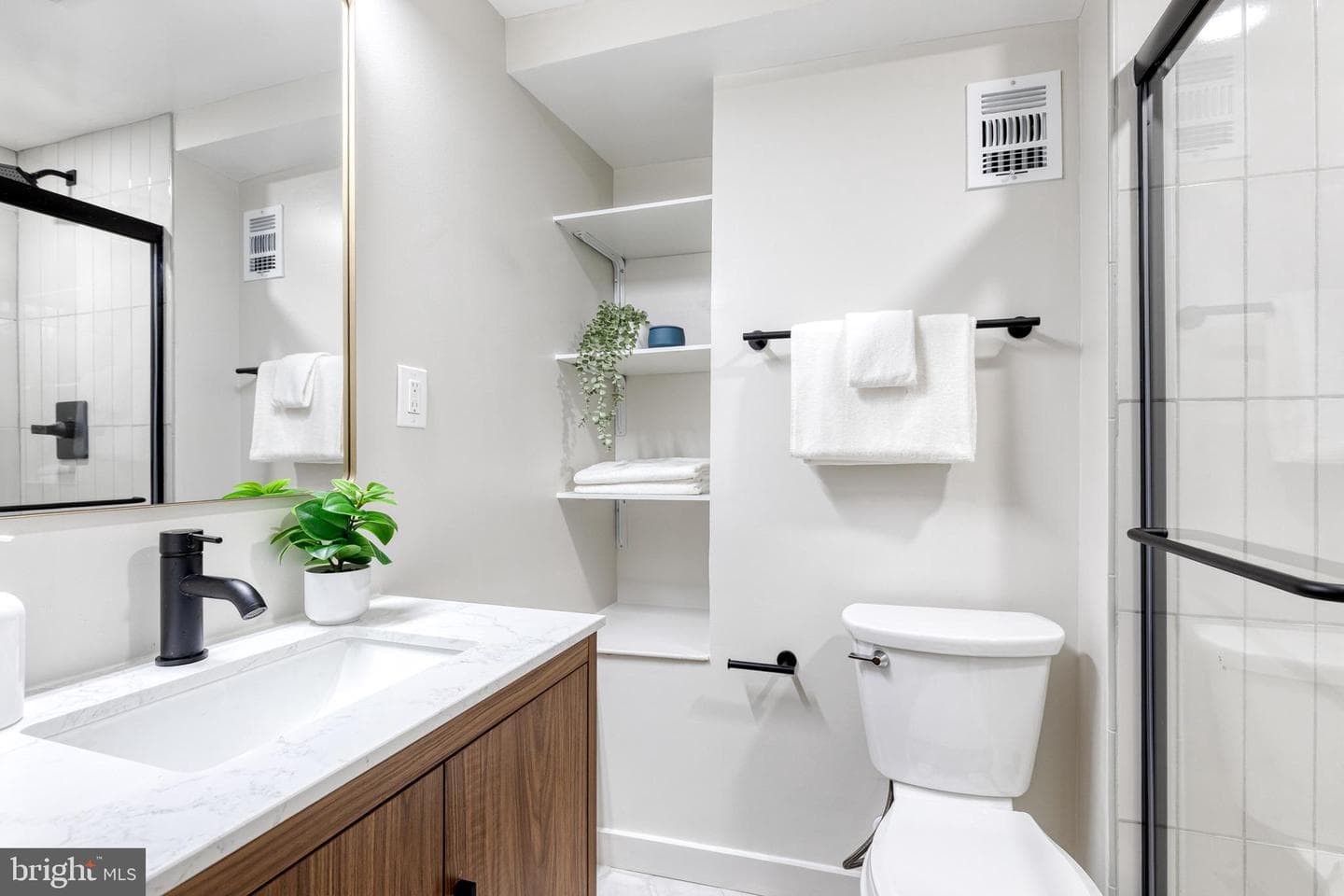 9488 Good Lion Road photo 37