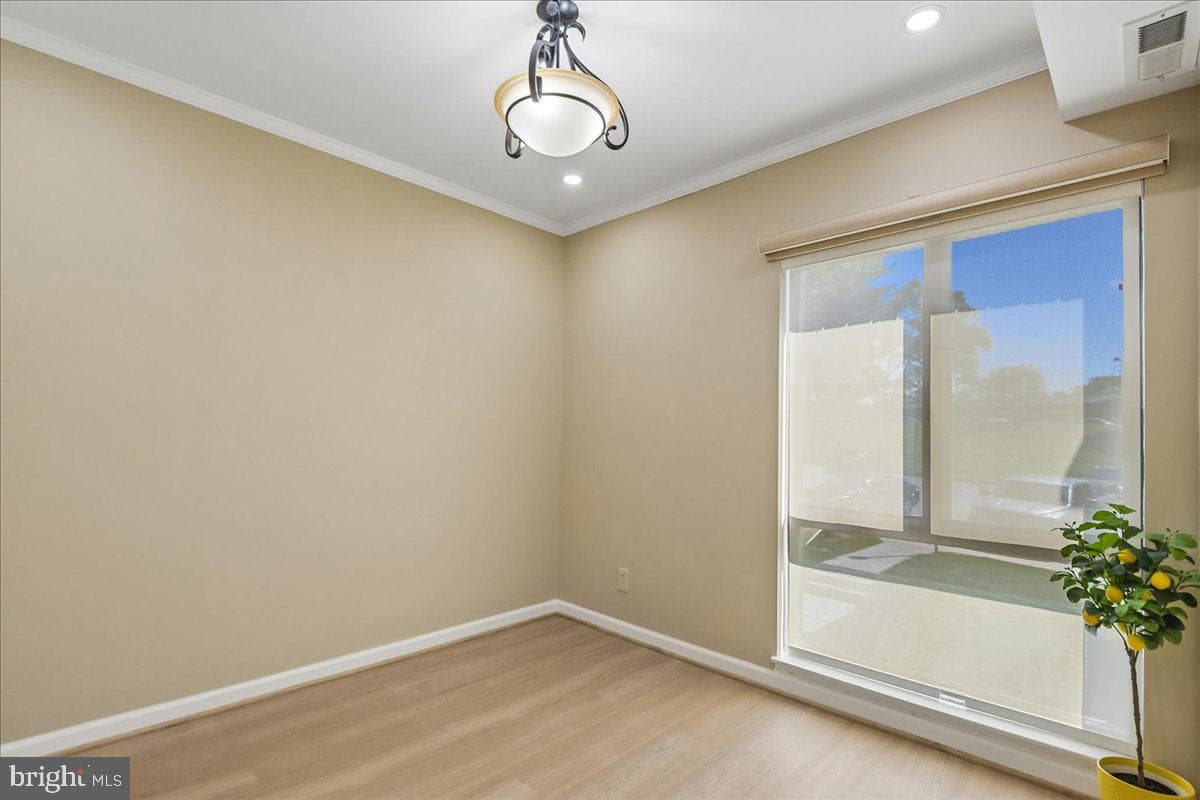 6005 Majors Lane #5 O29 photo 7