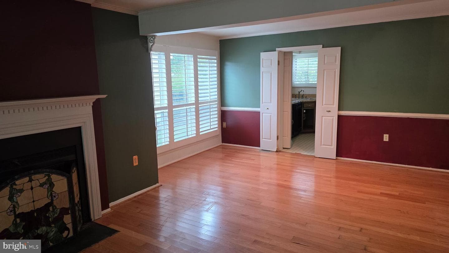 8126 Wooded Glen Court photo 3