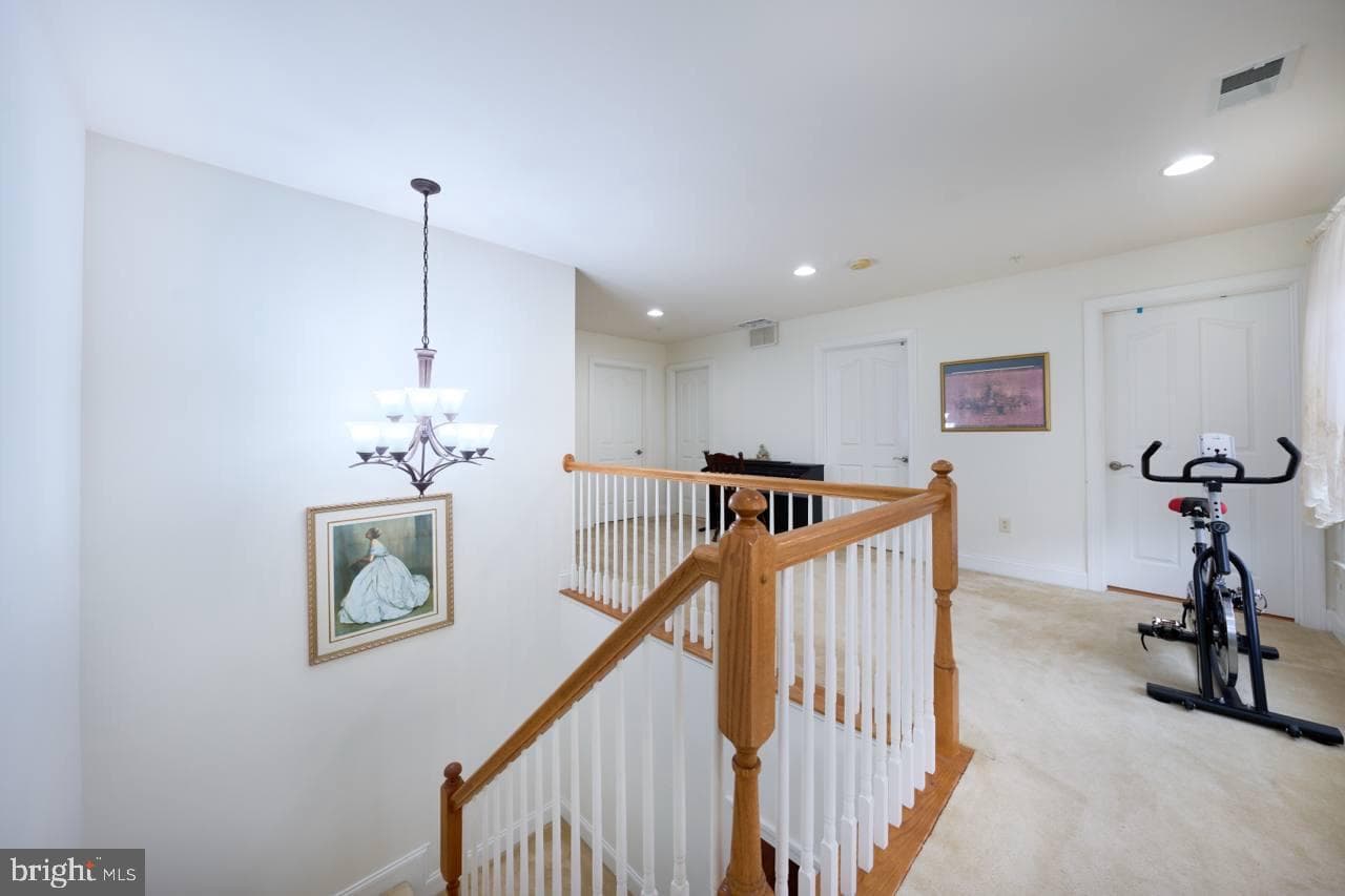 2605 Queensland Drive photo 28