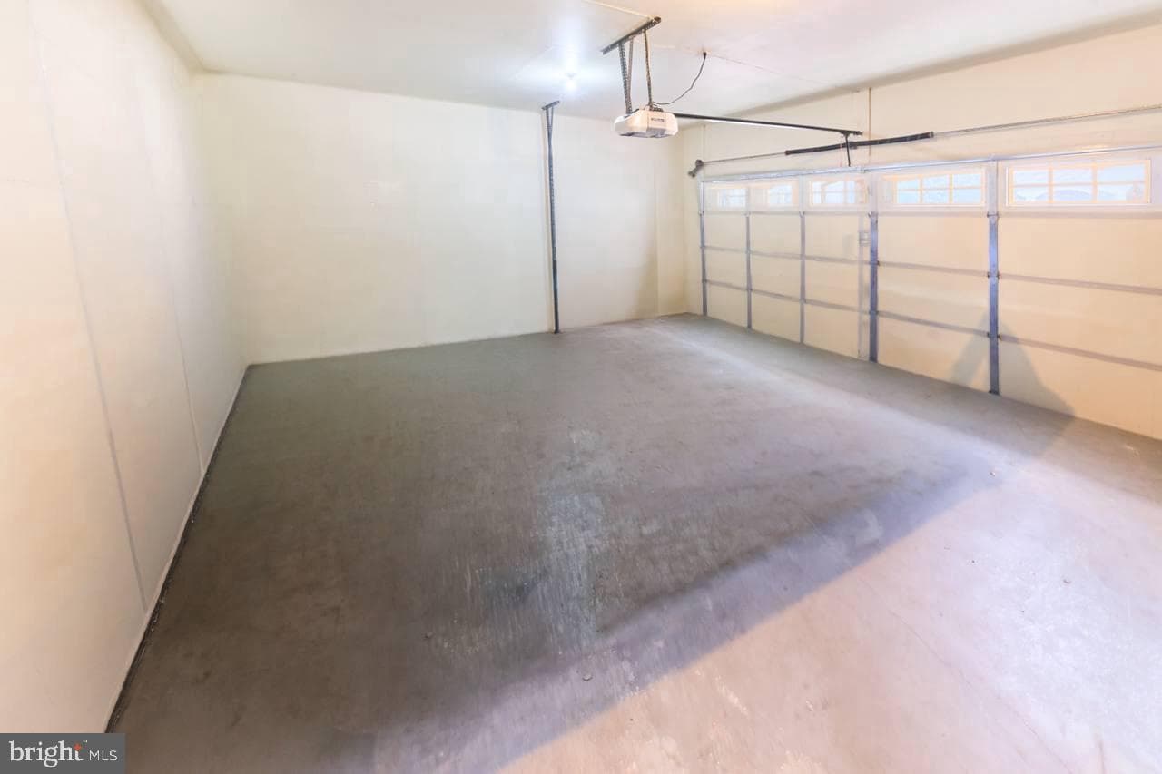 2605 Queensland Drive photo 55