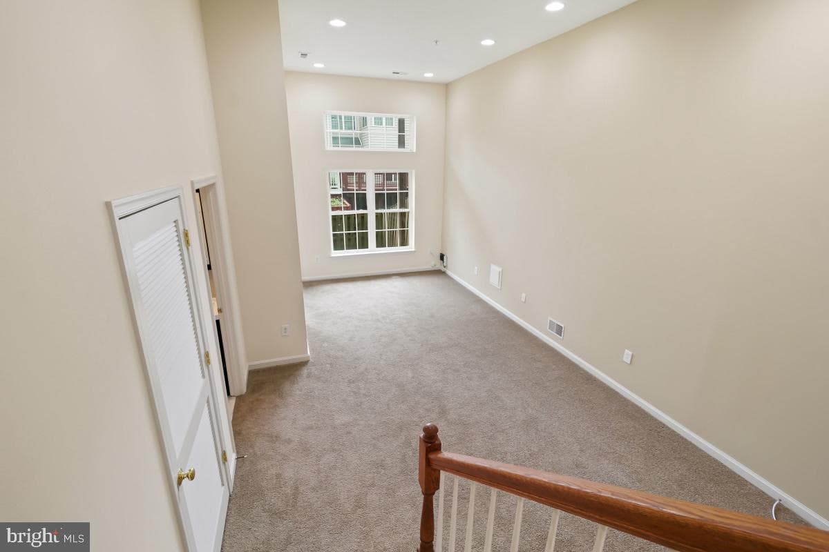 8910 Dawson Manor Drive photo 35