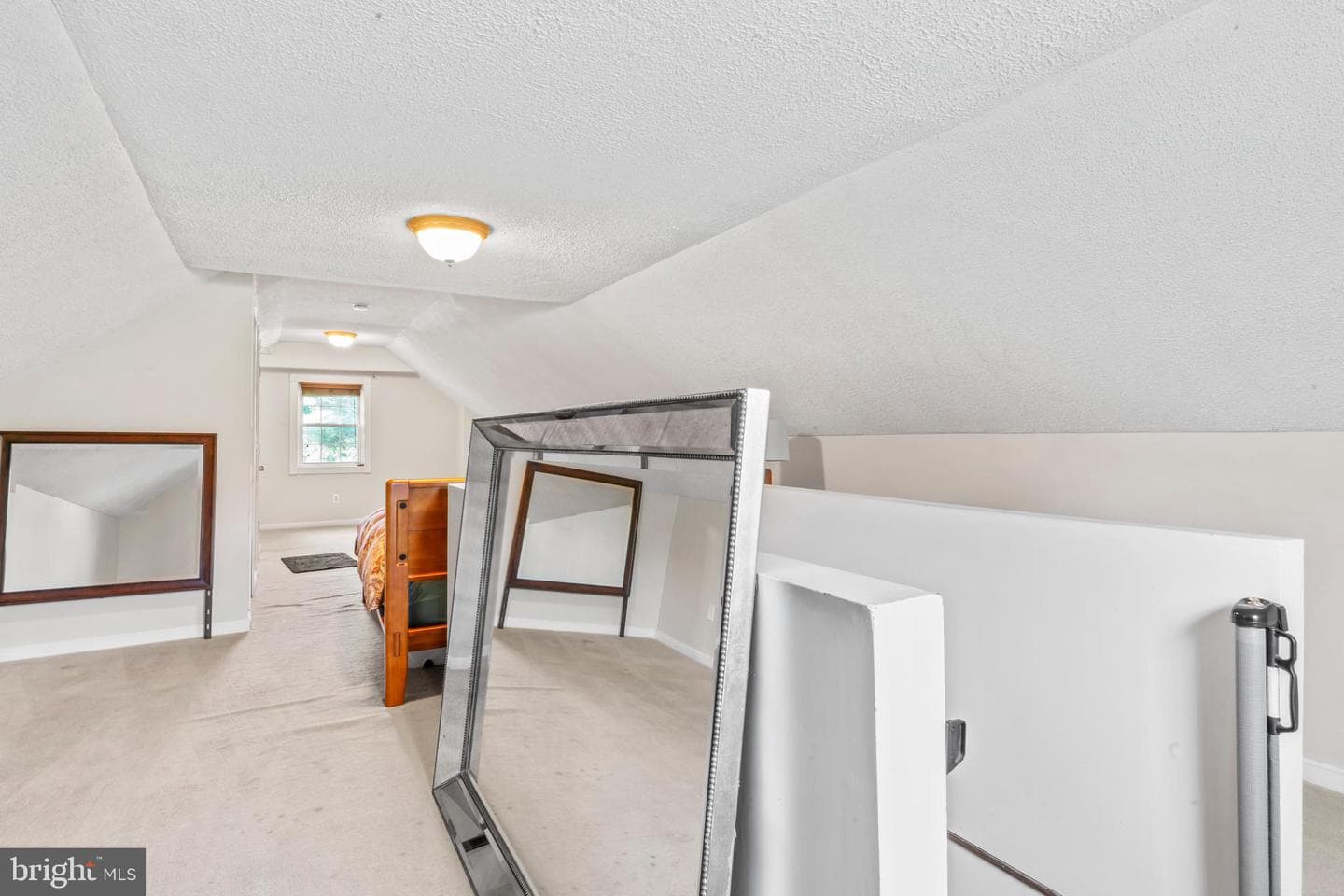 2311 Daniels Road photo 32
