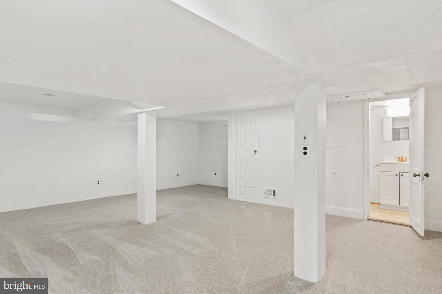 2311 Daniels Road photo 38