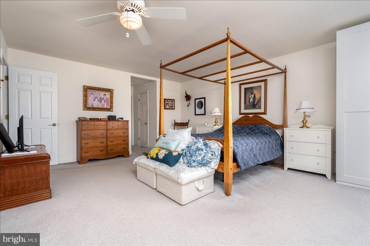 6447 Skipton Dr photo 21