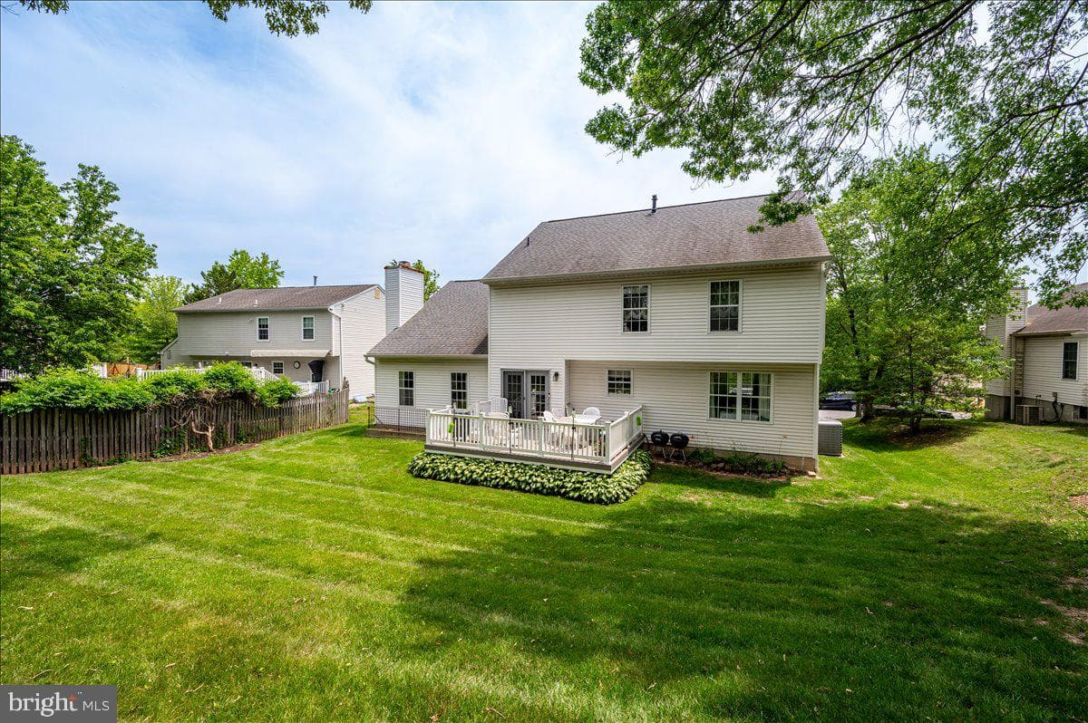6447 Skipton Dr photo 35