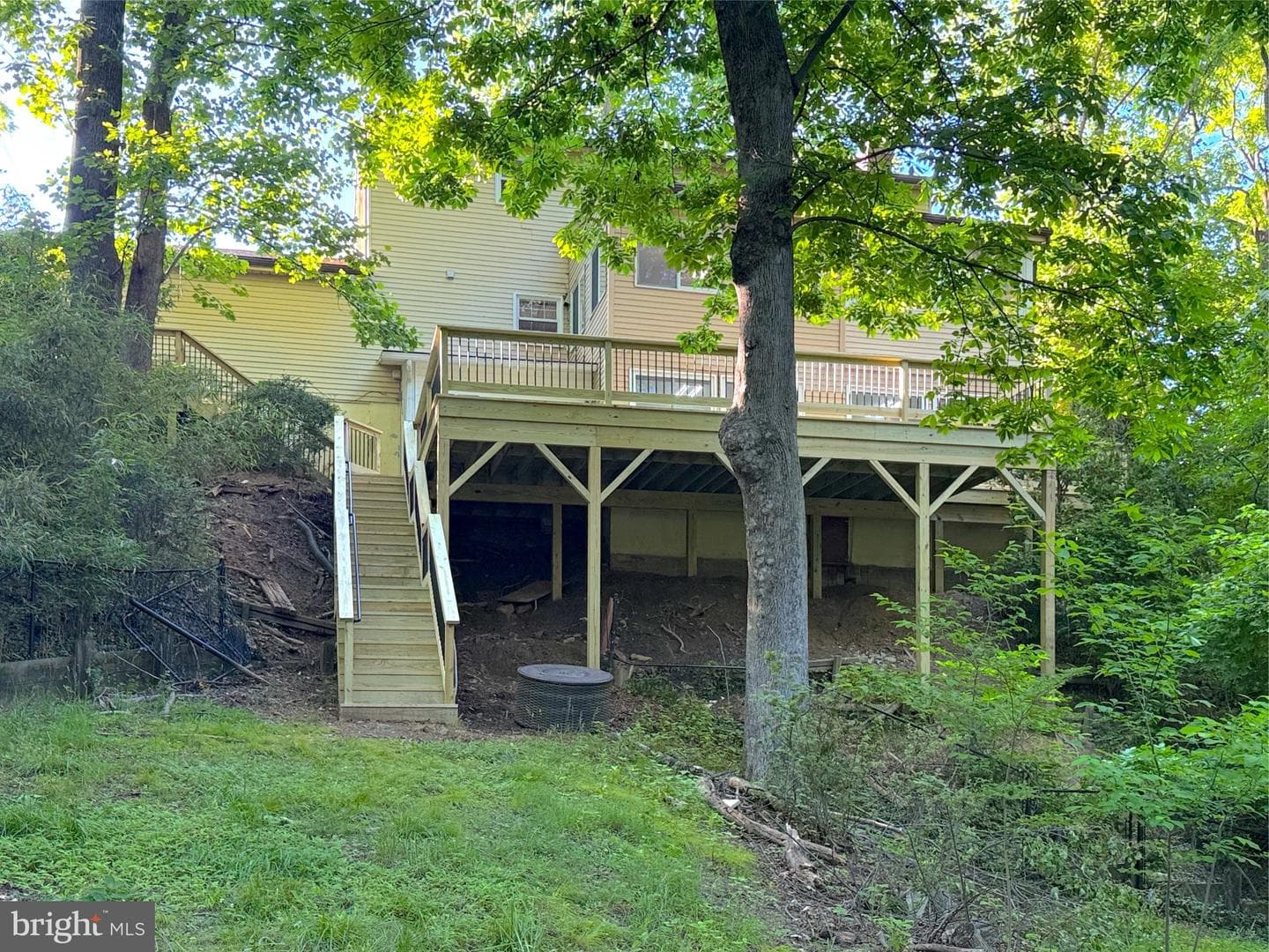 9006 Sidehill Road photo 48
