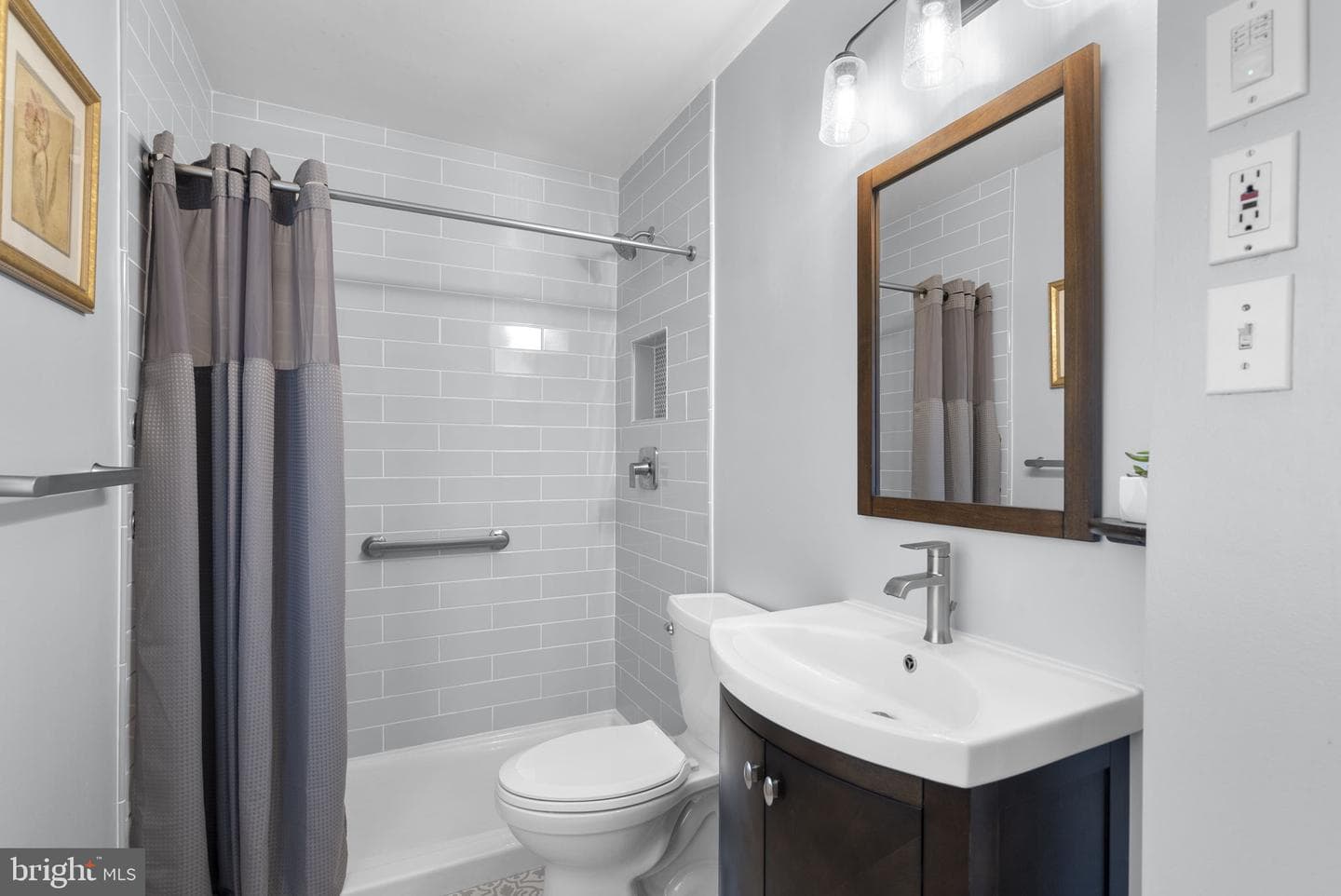 14697 Roxbury Road photo 16