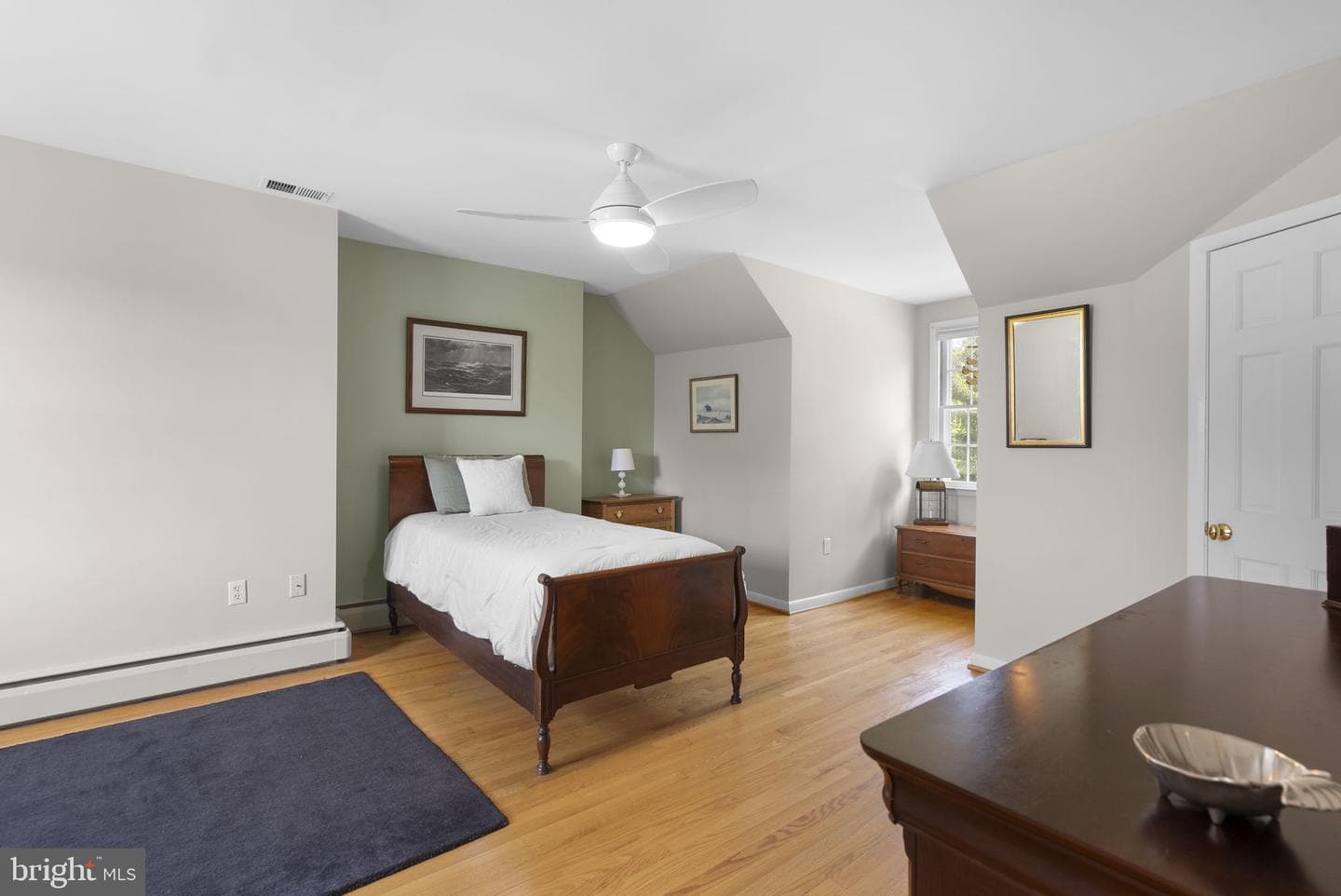 14697 Roxbury Road photo 22