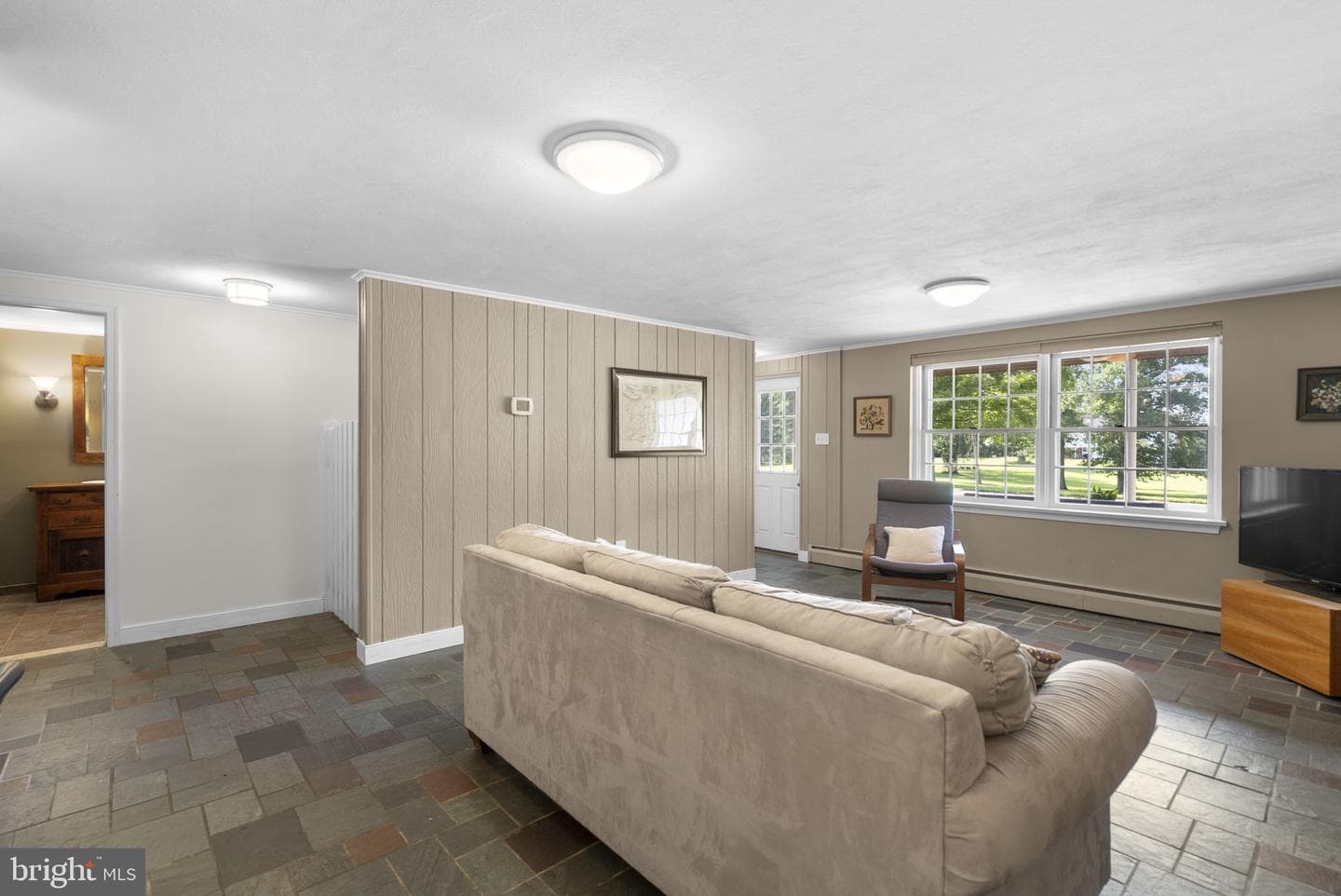 14697 Roxbury Road photo 27