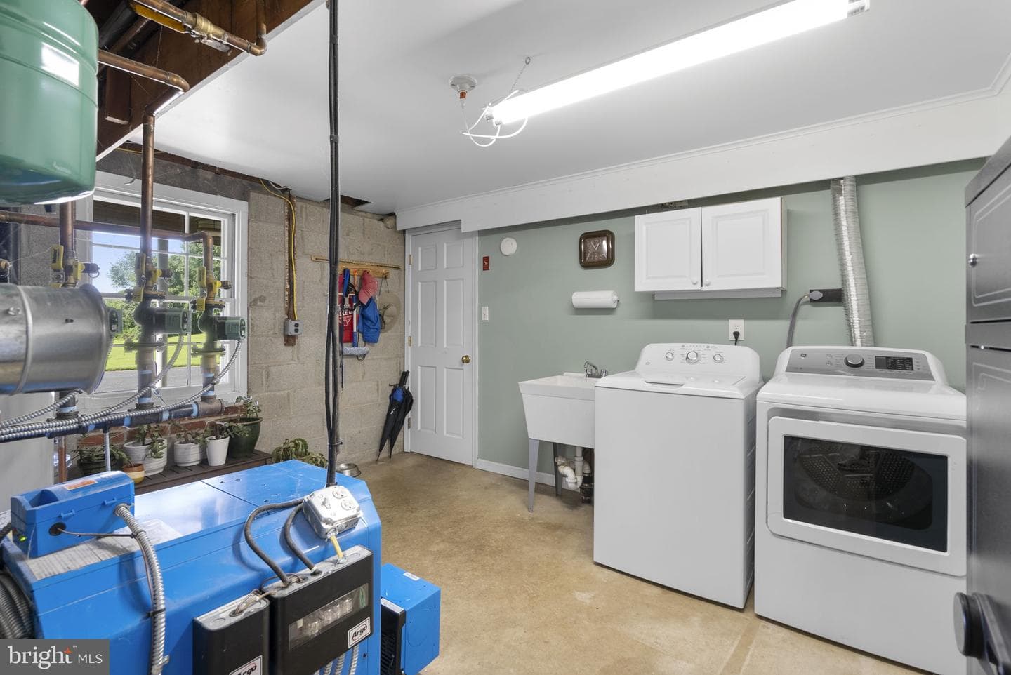 14697 Roxbury Road photo 31