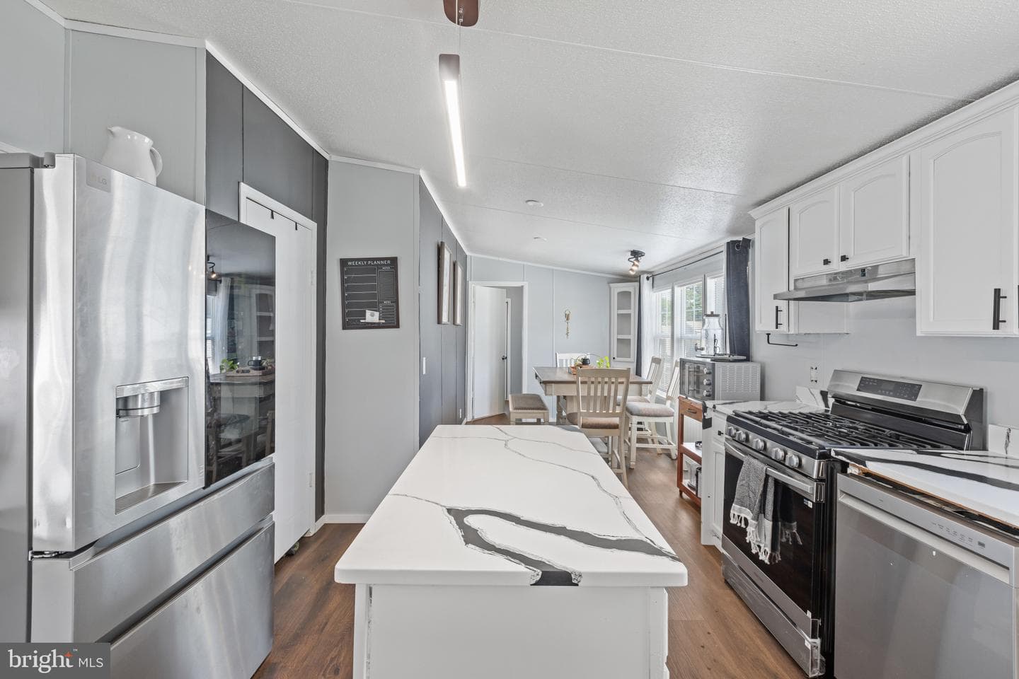 43 Midway Avenue photo 13