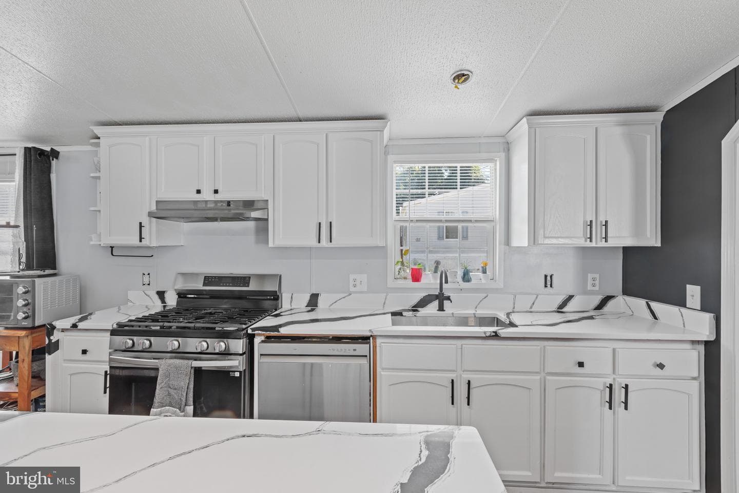 43 Midway Avenue photo 14