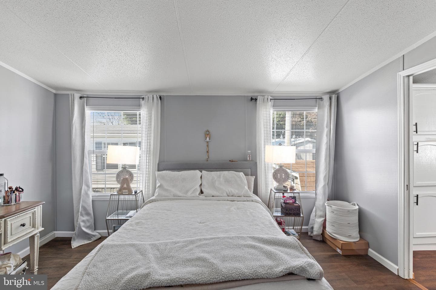 43 Midway Avenue photo 25