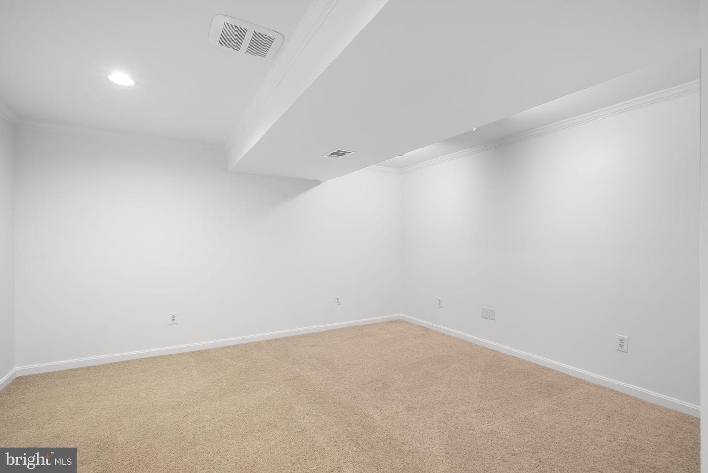 8004 Roland Court photo 37