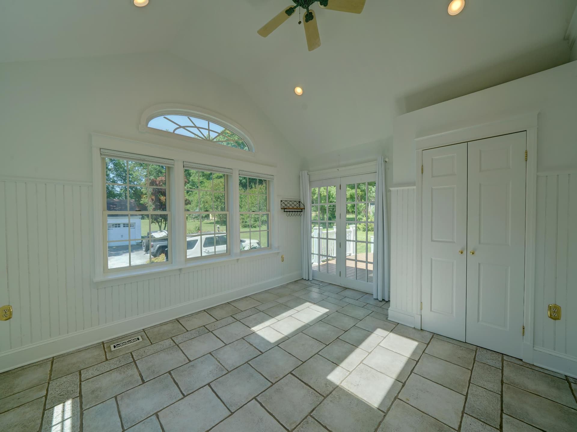 12351 Scaggsville Road photo 9