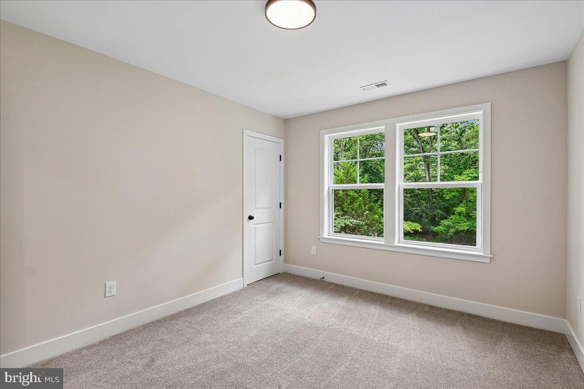 9312 Madison Avenue photo 28