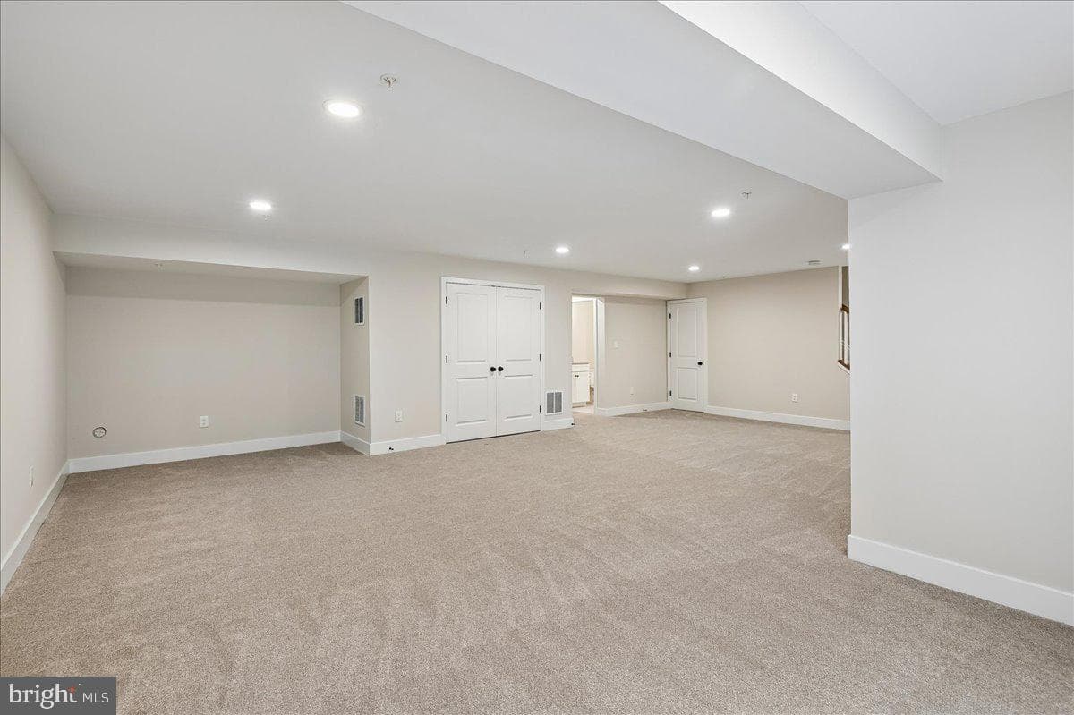 9312 Madison Avenue photo 44