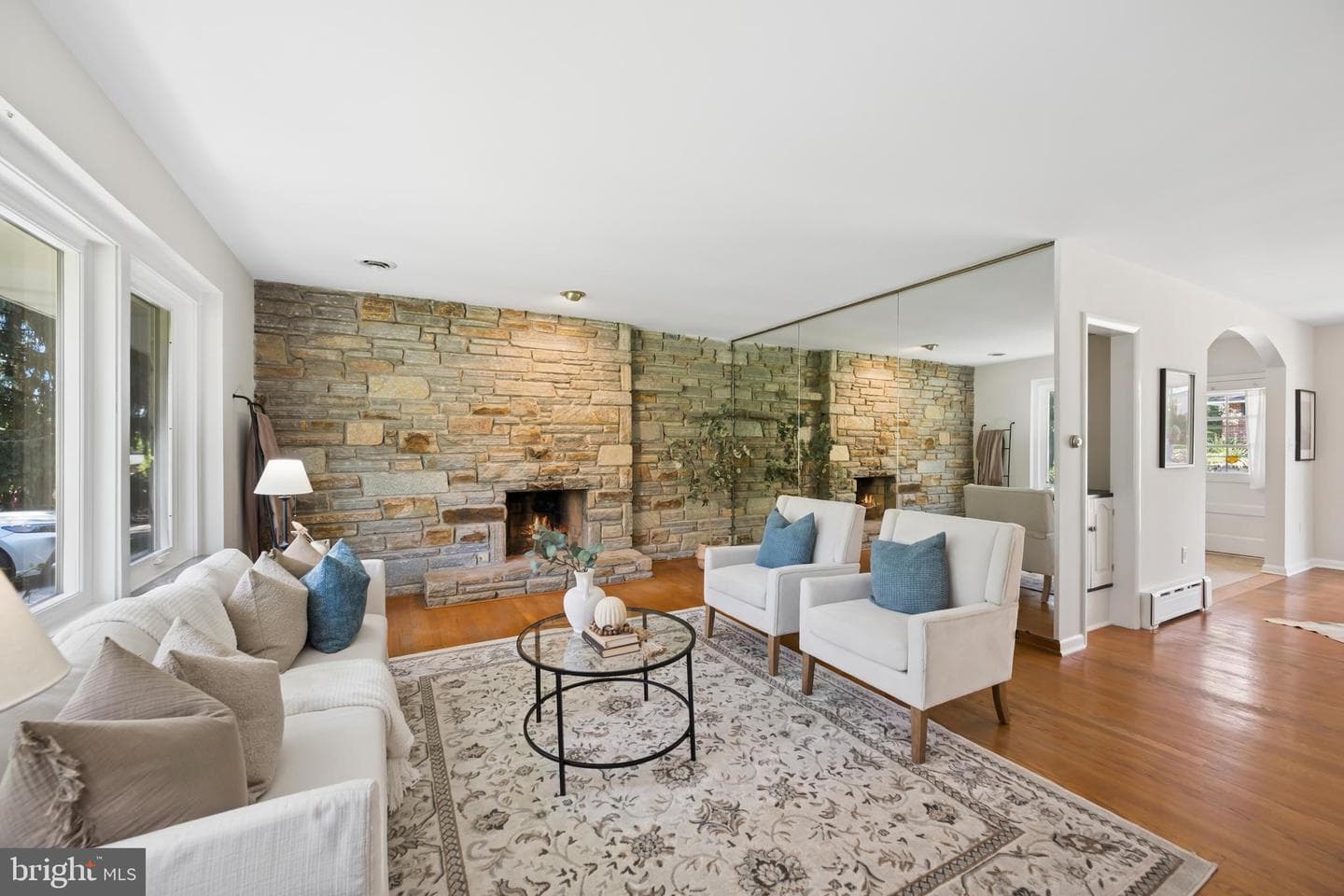 9710 Hillsmere Road photo 11