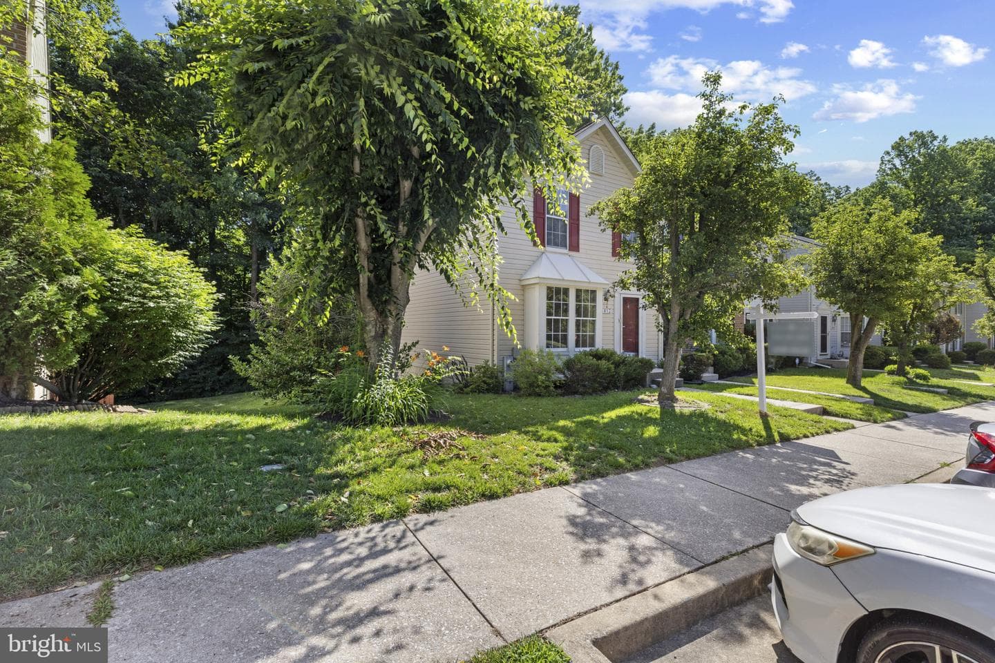 8813 Evermore Court photo 2