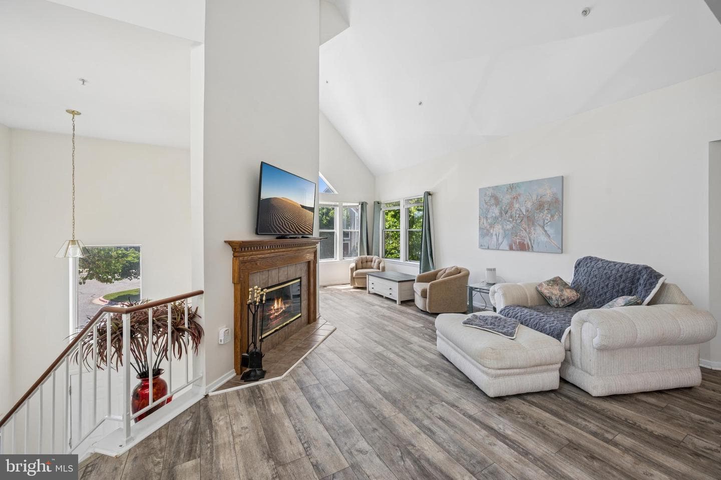 7649 Stony Creek Lane photo 4