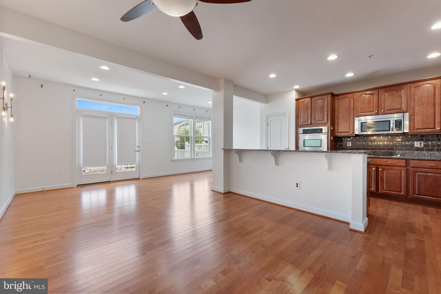7734 Water St photo 10
