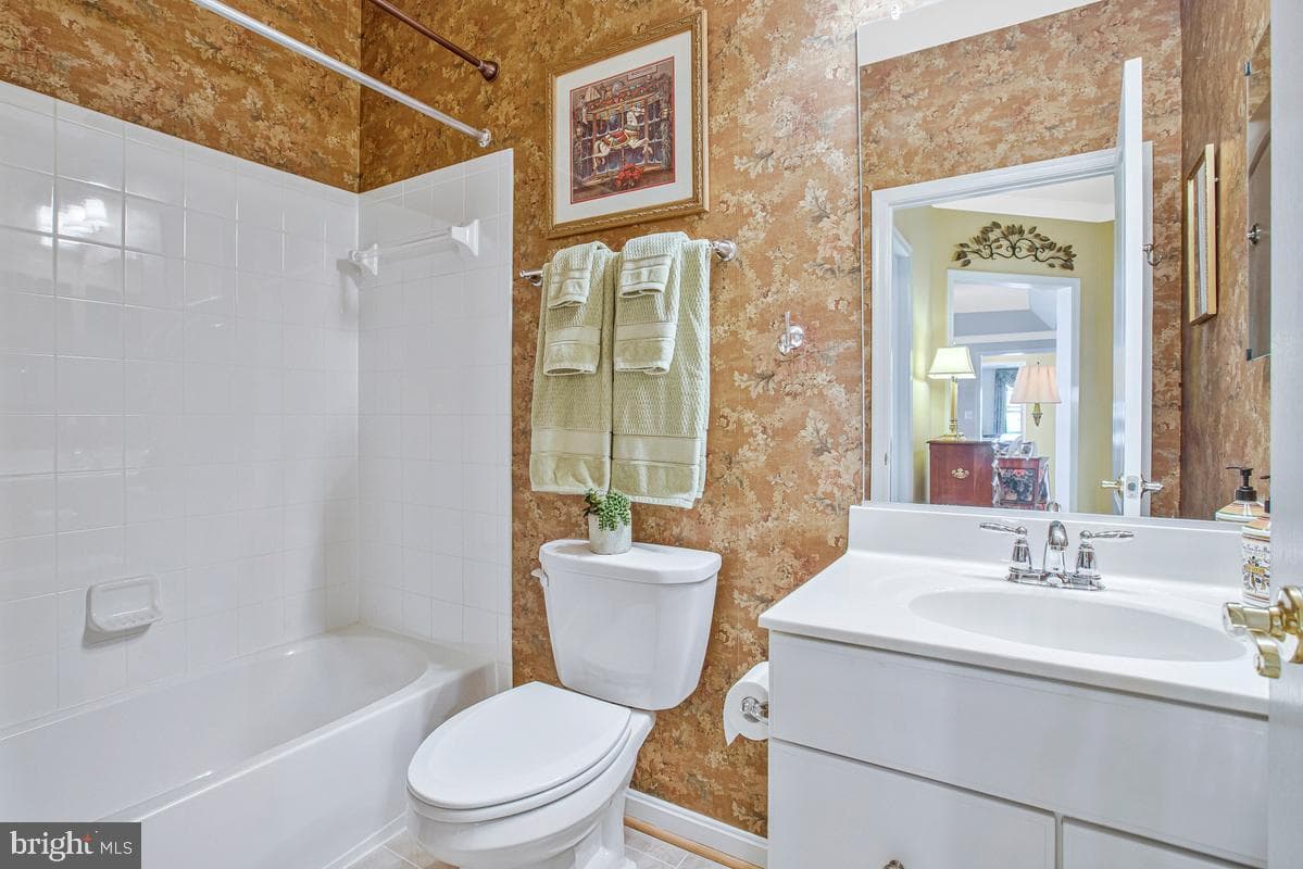 7315 Brookview Road #207 photo 29