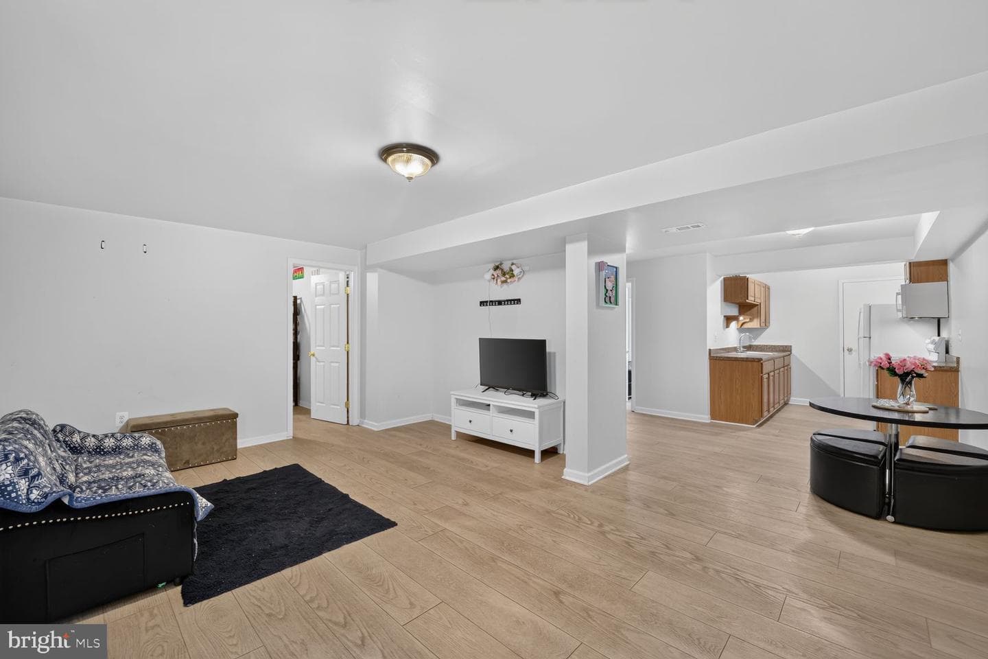 9957 Guilford Road photo 31