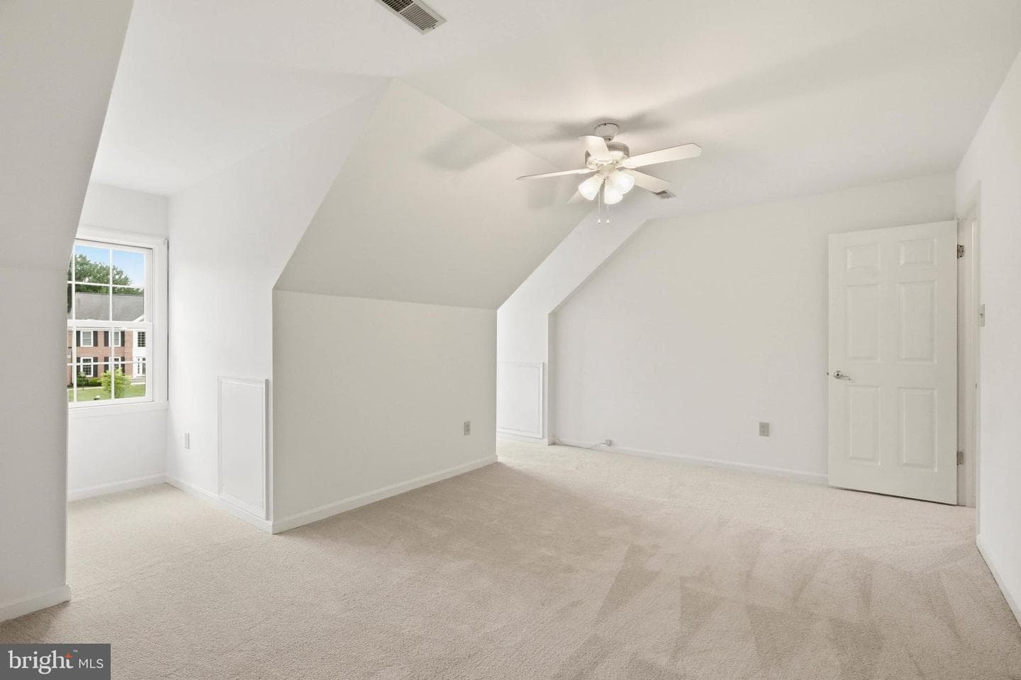 10209 Lawnmarket Court photo 32