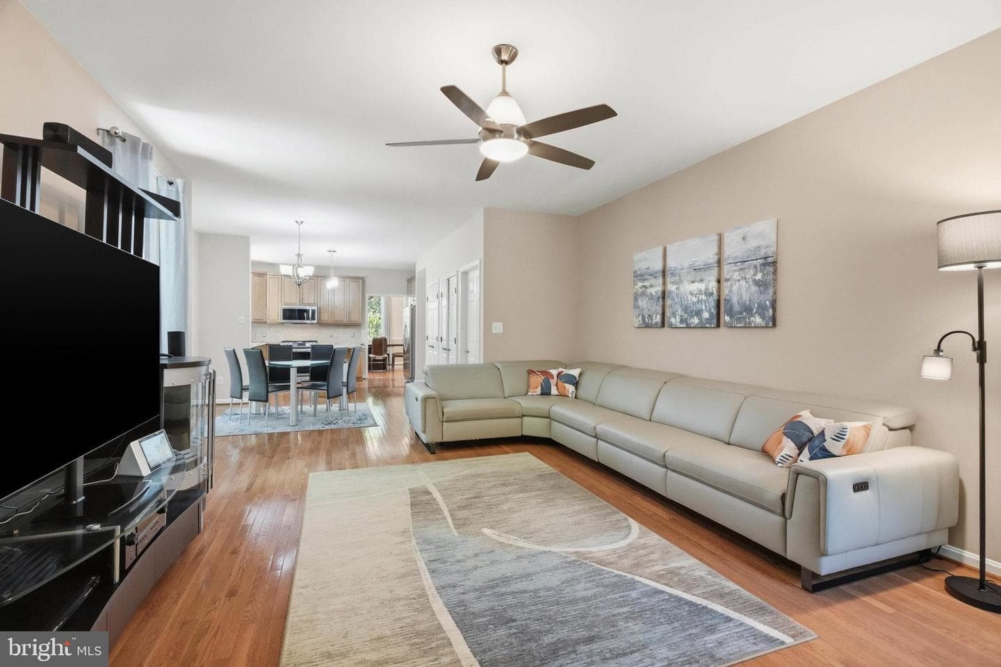 2704 Glenwood Court photo 16