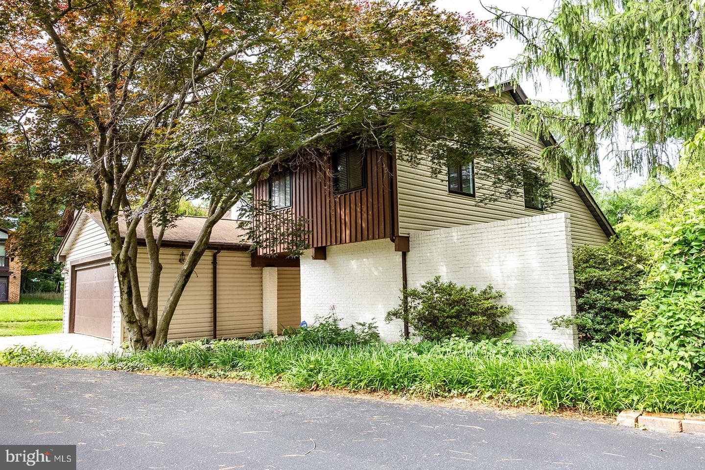 5620 Mirrorlight Place