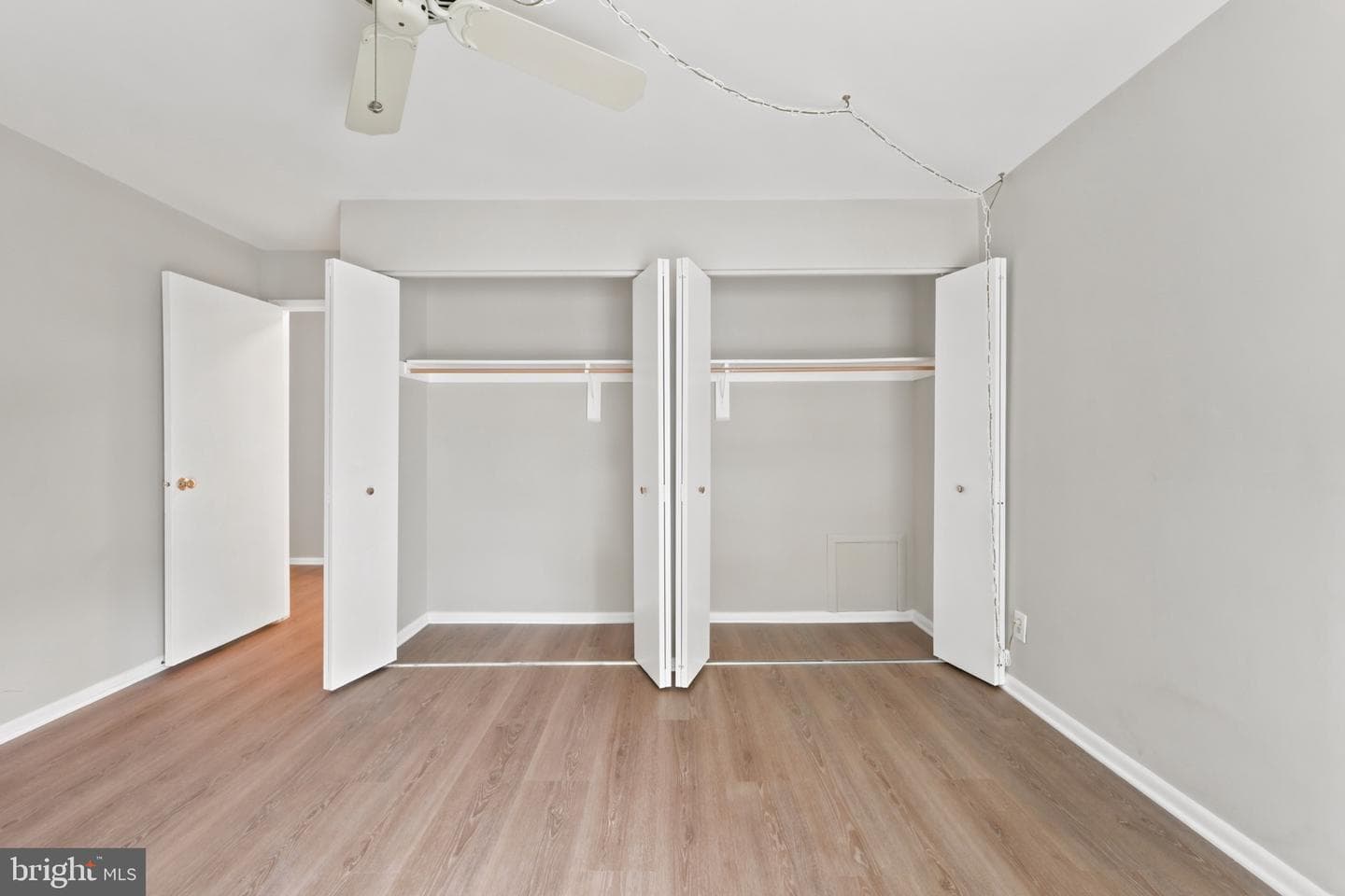 6003 Majors Lane #8 O20 photo 15
