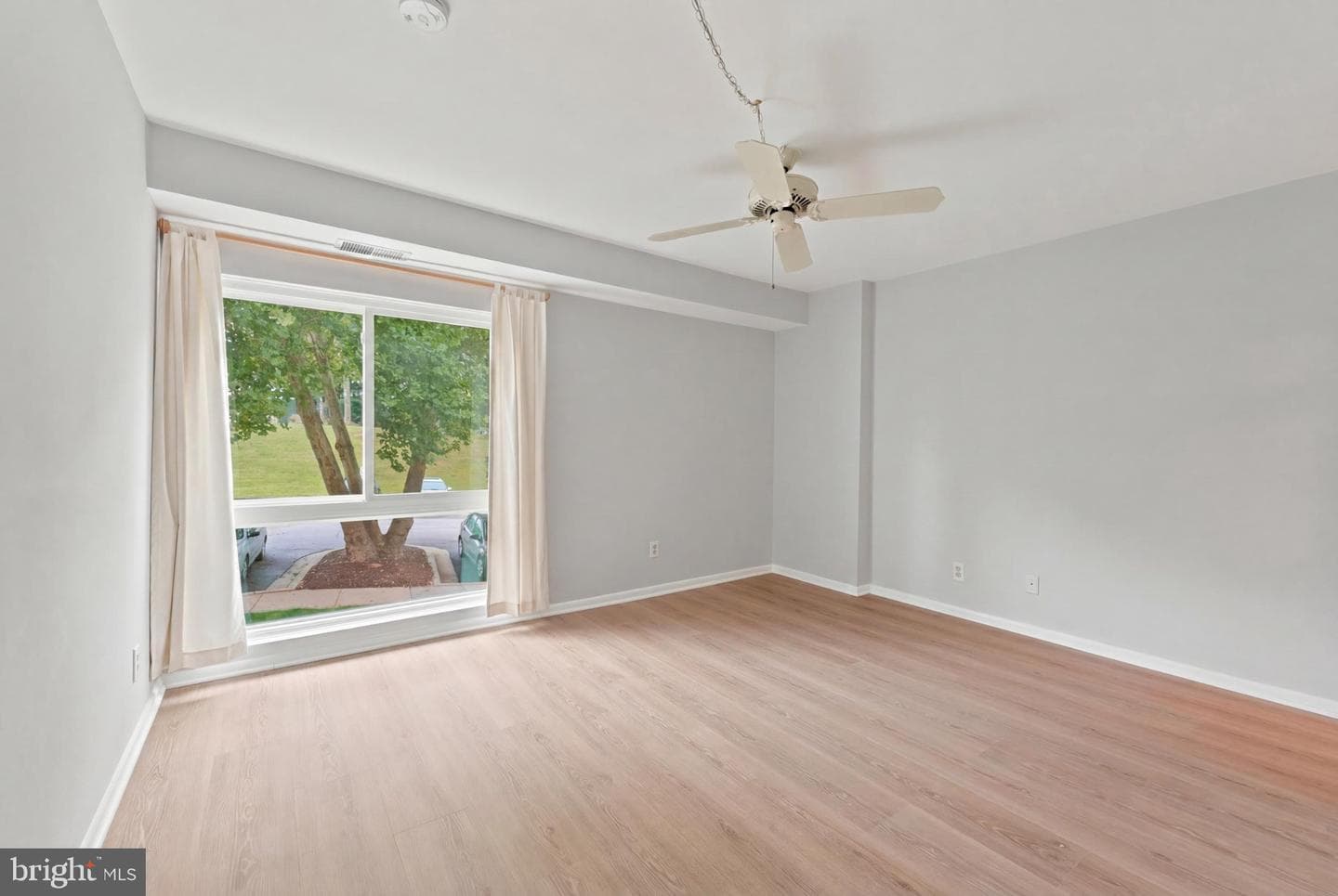 6003 Majors Lane #8 O20 photo 16
