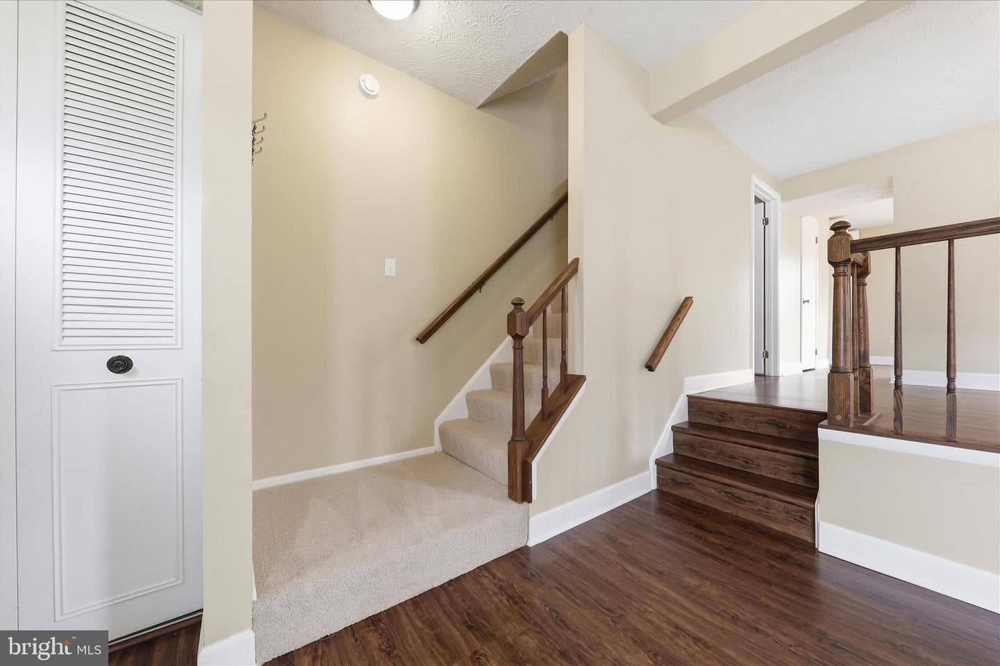 6317 Loring Drive photo 7