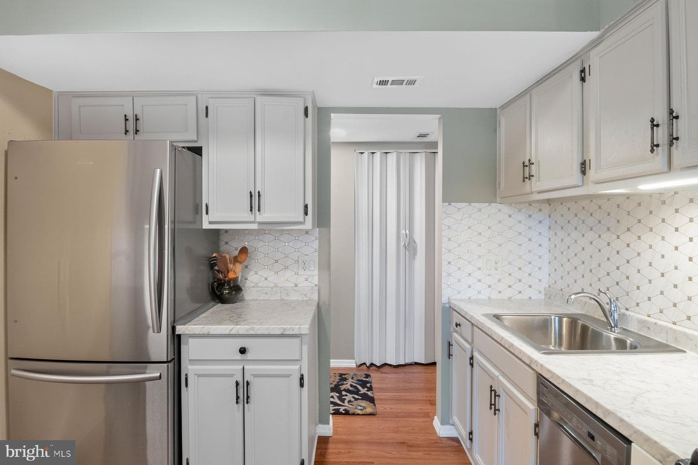 6017 Majors Lane #2 B2 photo 8