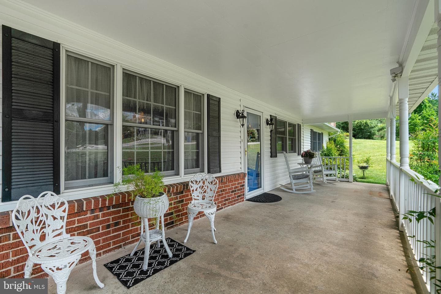 6160 Hooks Lane photo 4