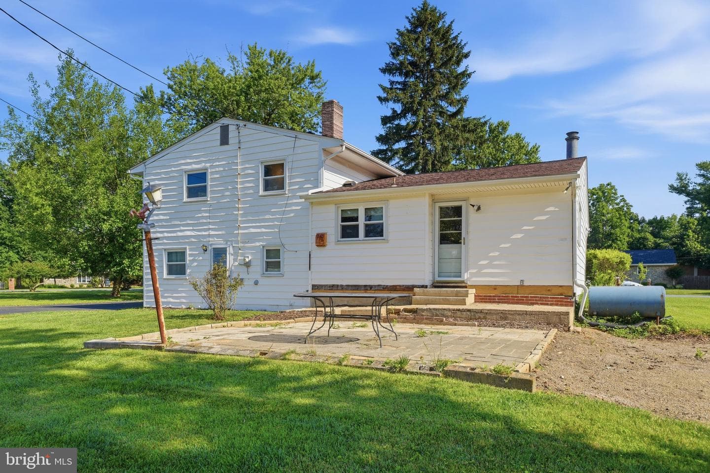 9326 Millbrook Road photo 32