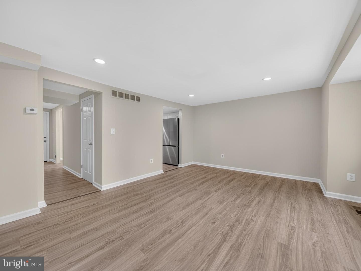 5443 Hildebrand Court photo 13
