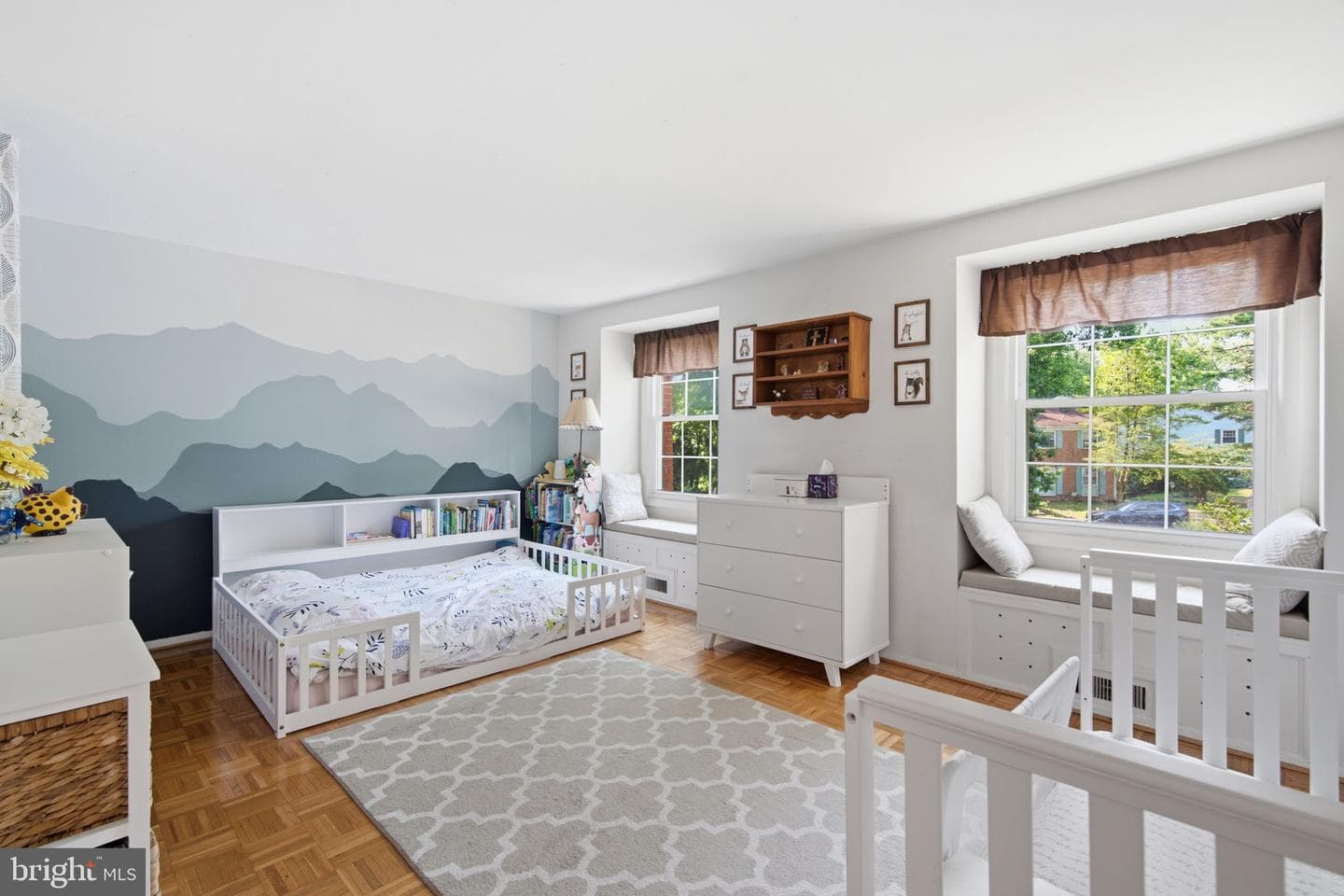 5460 Gloucester Road photo 31