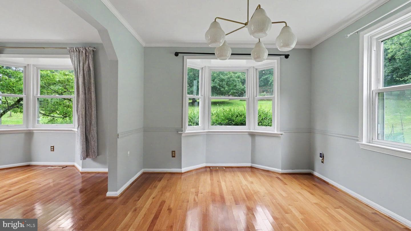 13083 Williamfield Drive photo 10